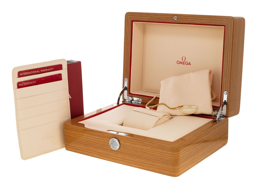 Omega Speedmaster 57 331.10.42.51.03.001 Image 5